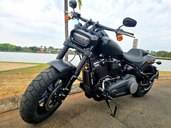 HARLEY-DAVIDSON SOFTAIL FAT BOB 114 HARLEY-DAVIDSON SOFTAIL FAT BOB 114